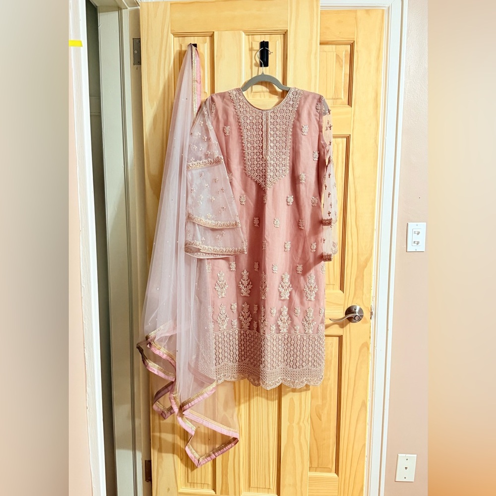 Elegant Pink Embroidered Dress with Dupatta